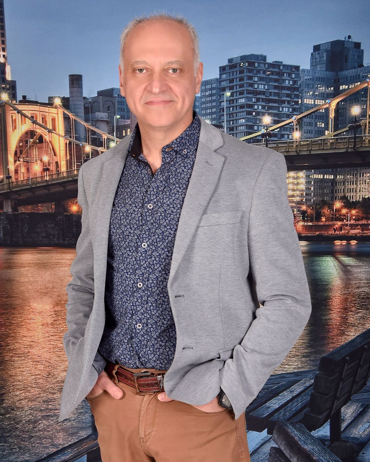 Profesor Ricardo A. Frías